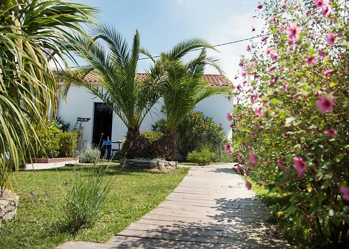 Hotel Georges D'oleron 2*